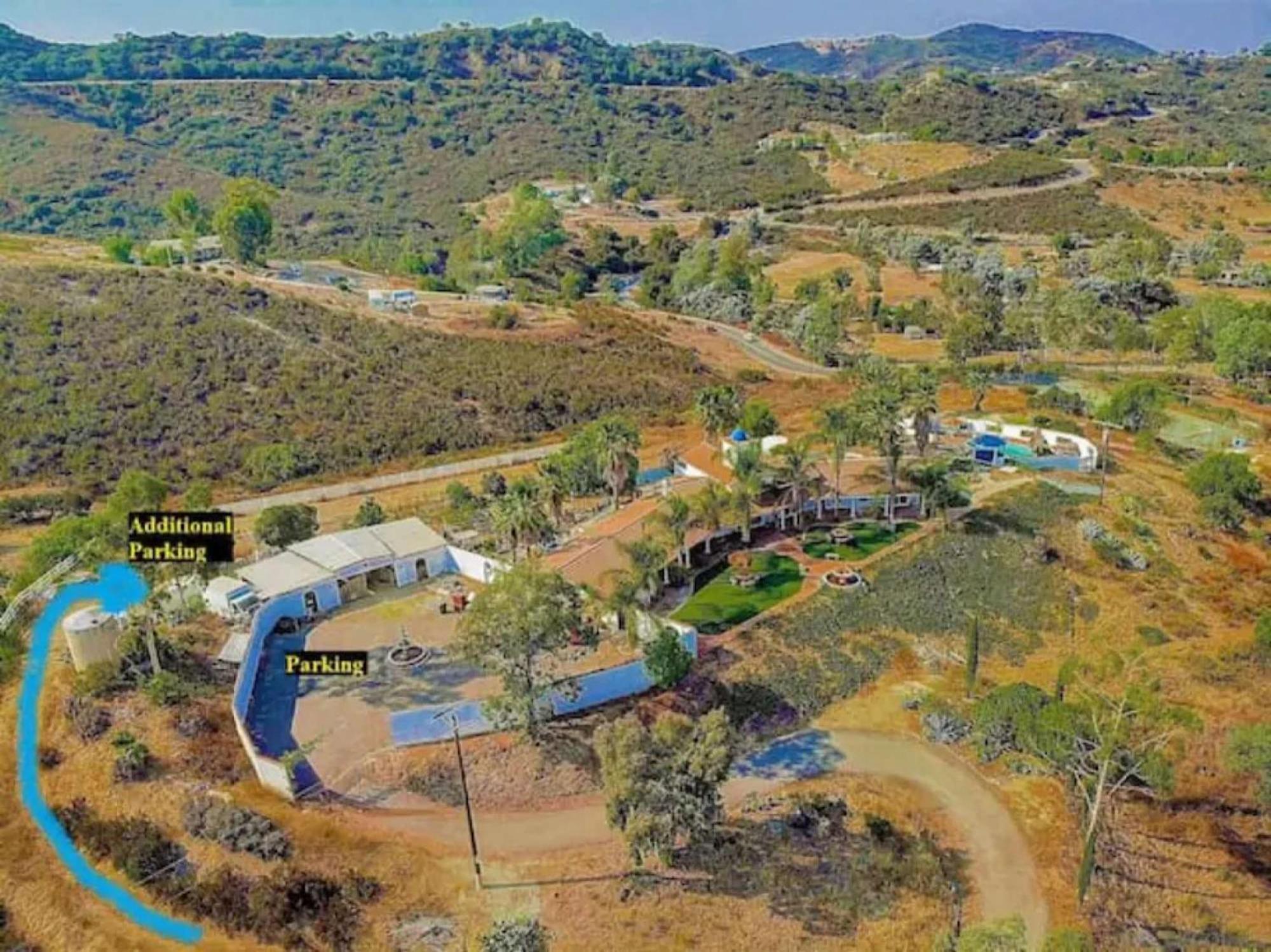 Private Home On 10 Acres - Heated Salt Pool & Jacuzzi, Mountain & City Views, Horseshoes, Basketball, Bbq, Golf Putting, Foosball, Croquet, Bose Stereo, White Cotton Bedding - Hilltop Hacienda, Pool Heat Optional Jamul Εξωτερικό φωτογραφία