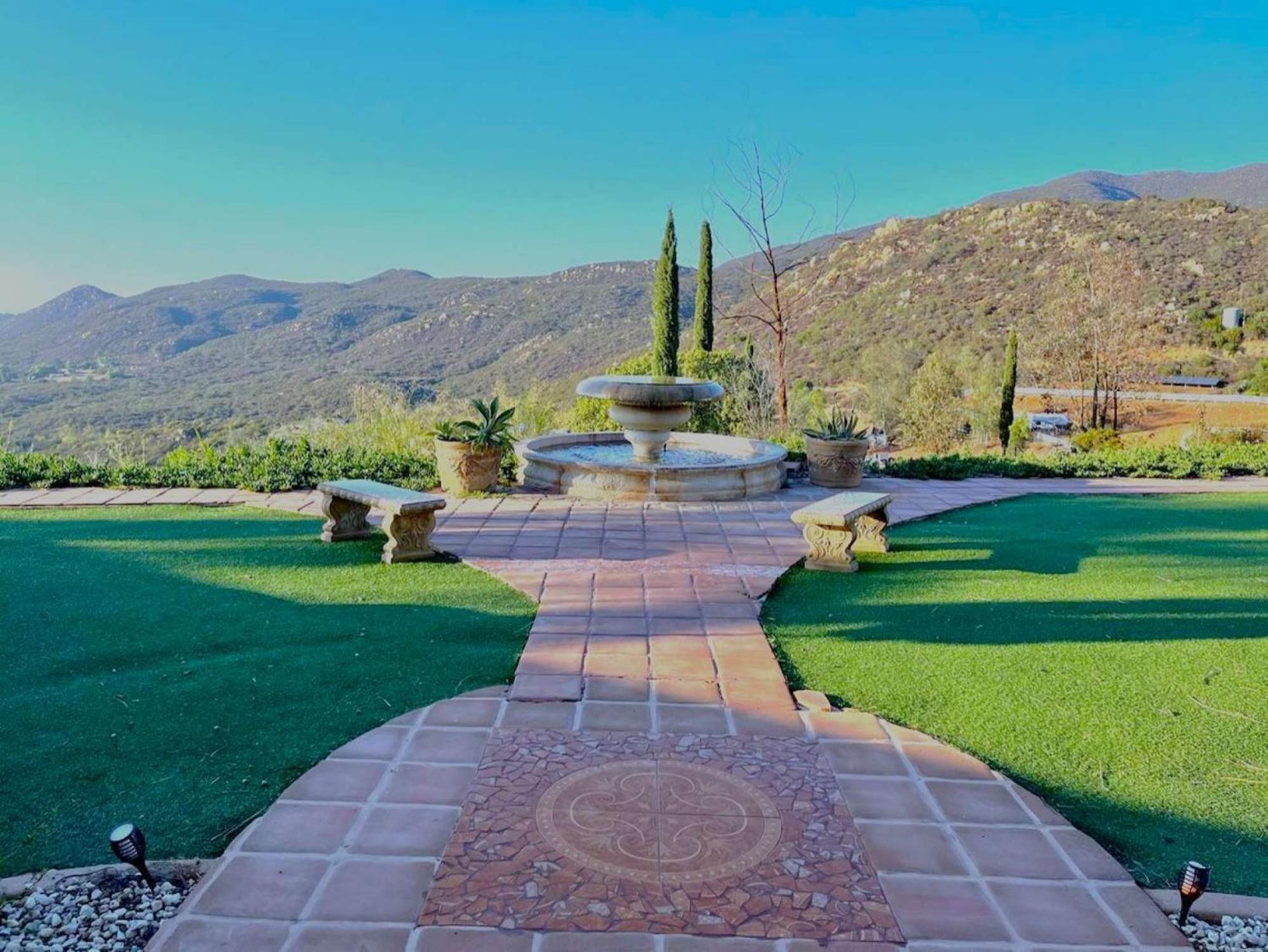 Private Home On 10 Acres - Heated Salt Pool & Jacuzzi, Mountain & City Views, Horseshoes, Basketball, Bbq, Golf Putting, Foosball, Croquet, Bose Stereo, White Cotton Bedding - Hilltop Hacienda, Pool Heat Optional Jamul Εξωτερικό φωτογραφία