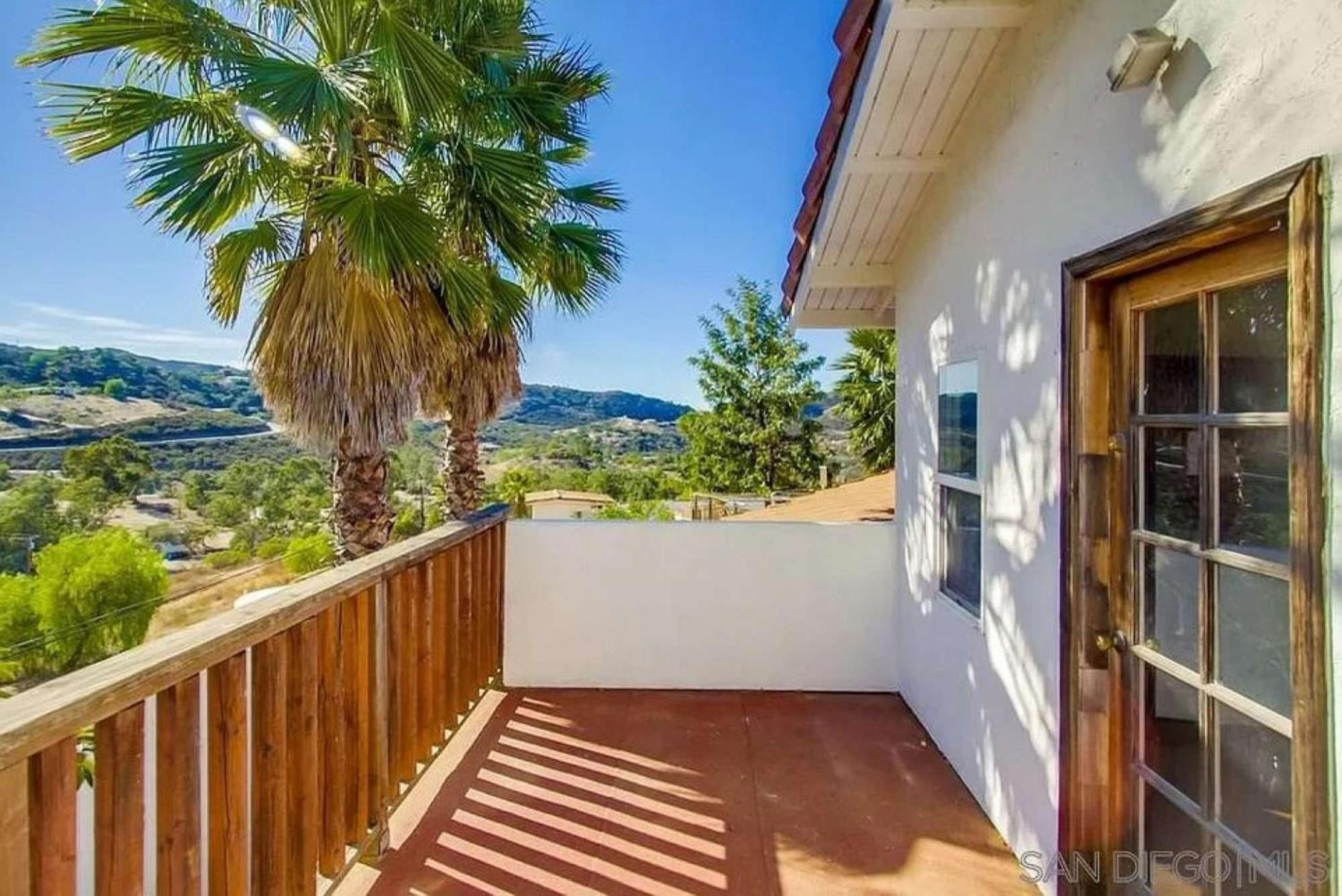 Private Home On 10 Acres - Heated Salt Pool & Jacuzzi, Mountain & City Views, Horseshoes, Basketball, Bbq, Golf Putting, Foosball, Croquet, Bose Stereo, White Cotton Bedding - Hilltop Hacienda, Pool Heat Optional Jamul Εξωτερικό φωτογραφία