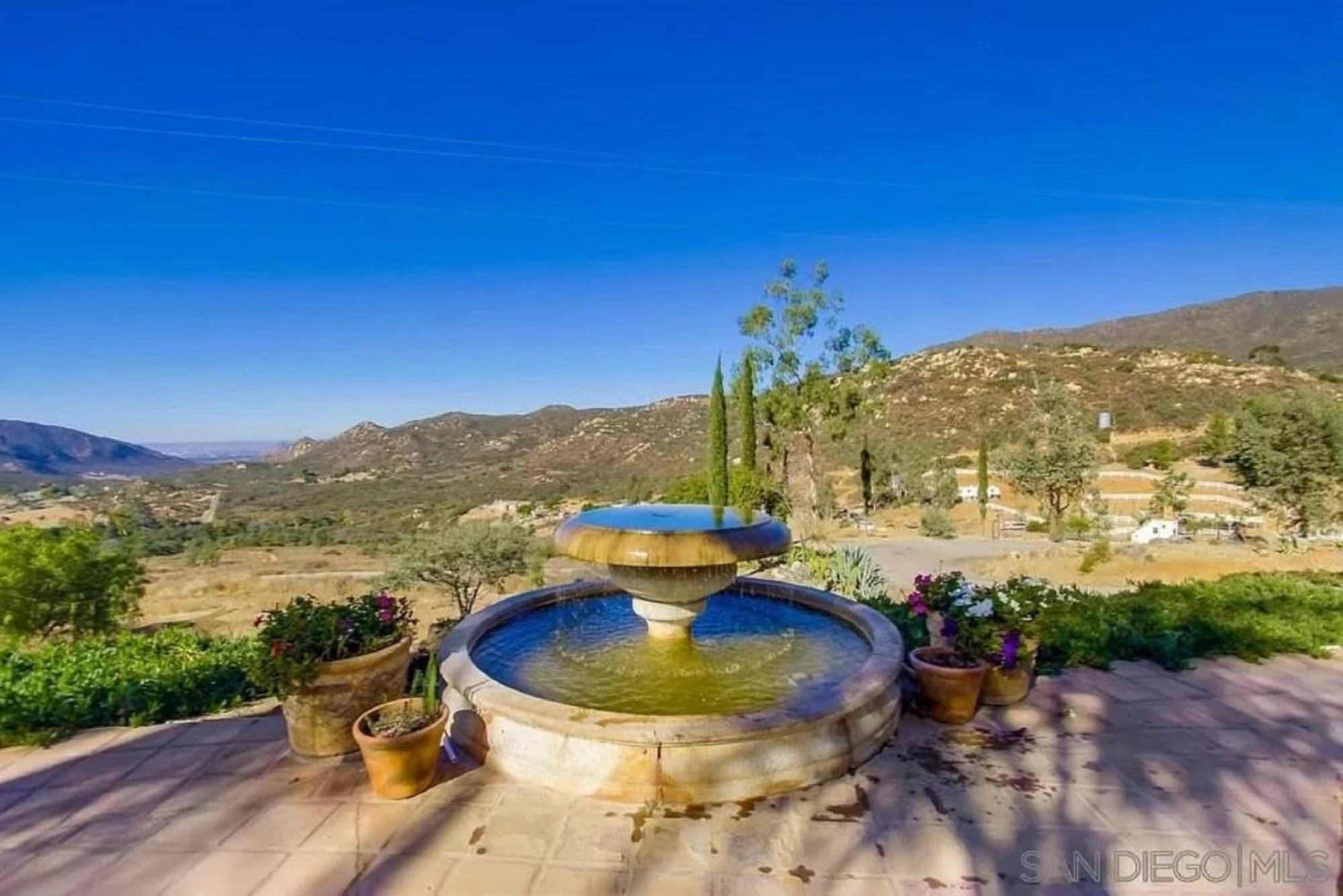 Private Home On 10 Acres - Heated Salt Pool & Jacuzzi, Mountain & City Views, Horseshoes, Basketball, Bbq, Golf Putting, Foosball, Croquet, Bose Stereo, White Cotton Bedding - Hilltop Hacienda, Pool Heat Optional Jamul Εξωτερικό φωτογραφία